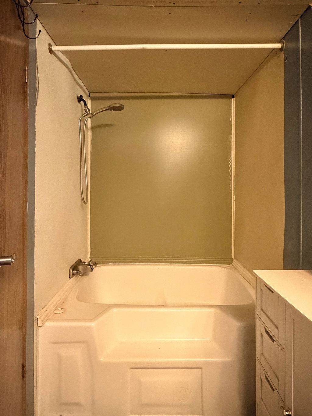 7 Langs Lane Newmarket, NH 03857 - Photo 19 of 32