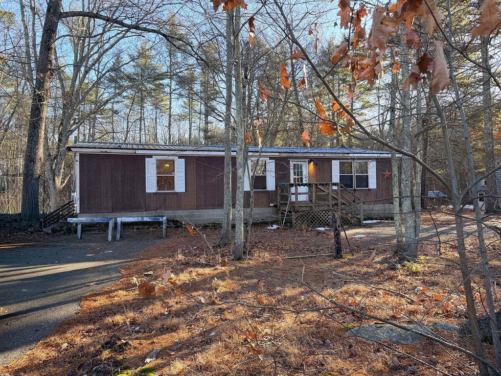 7 Langs Lane Newmarket, NH 03857 - Photo 3 of 32