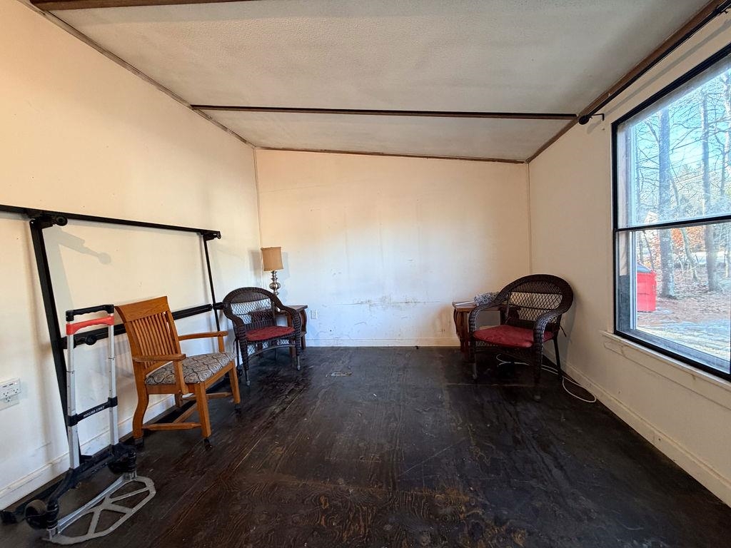 7 Langs Lane Newmarket, NH 03857 - Photo 7 of 32