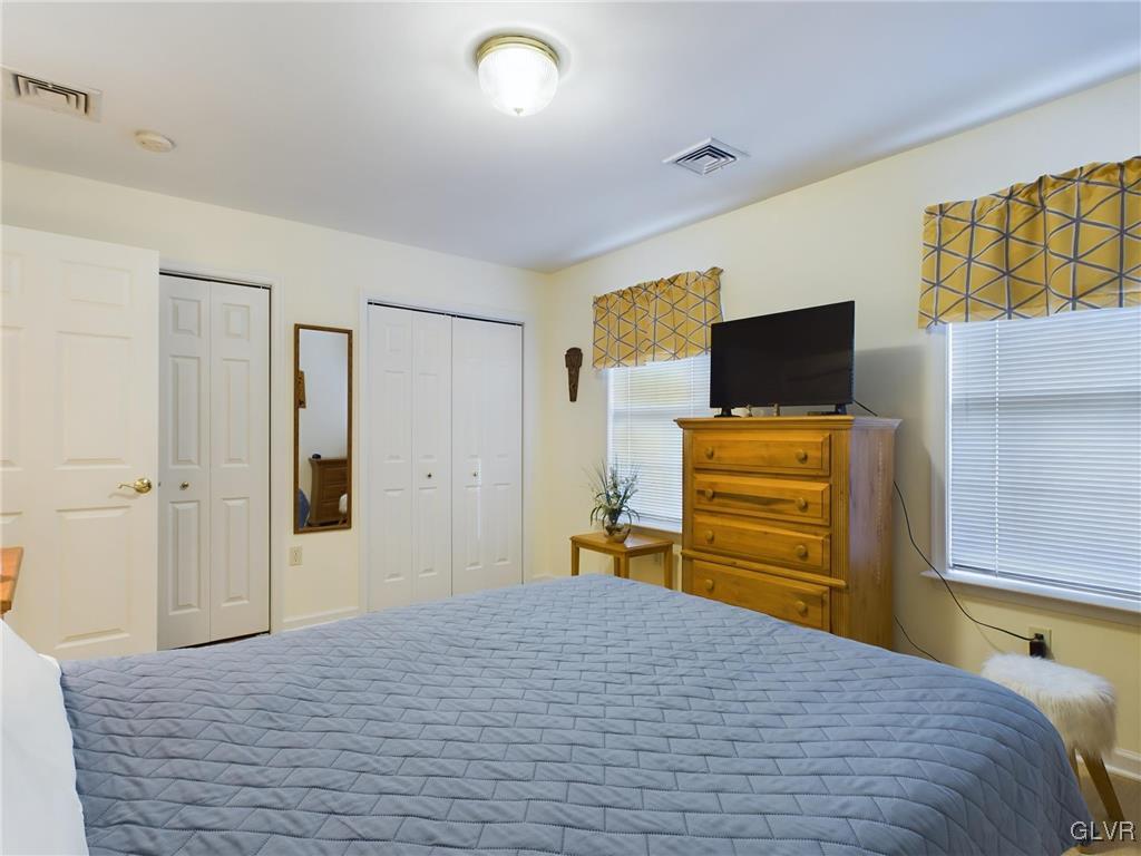 1524 Upstream Farm Road Easton, PA 18040 - Photo 9 of 16 Gallery Image 9