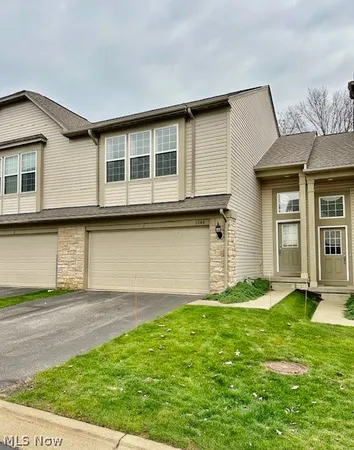 $2,190 | 3944 Gardiner Run, Akron, OH 44321