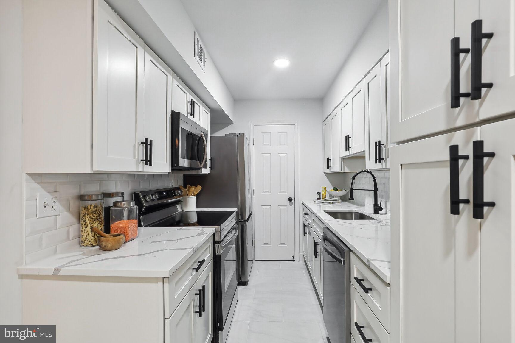 5900 Kingsford Road, Unit 427 Springfield, VA 22152 - Photo 6 of 22