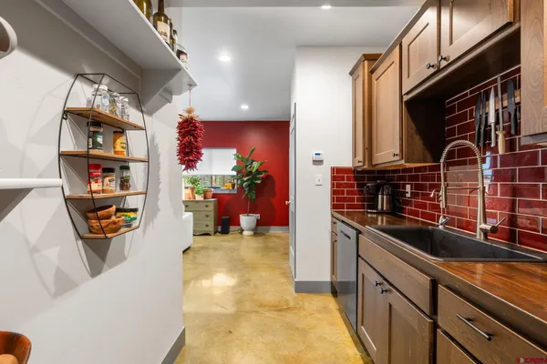 $1,450,000 | 4999 County Road 240, Durango, CO 81301