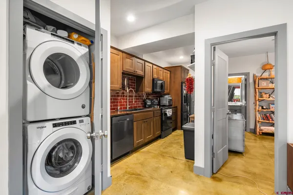 $1,450,000 | 4999 County Road 240, Durango, CO 81301