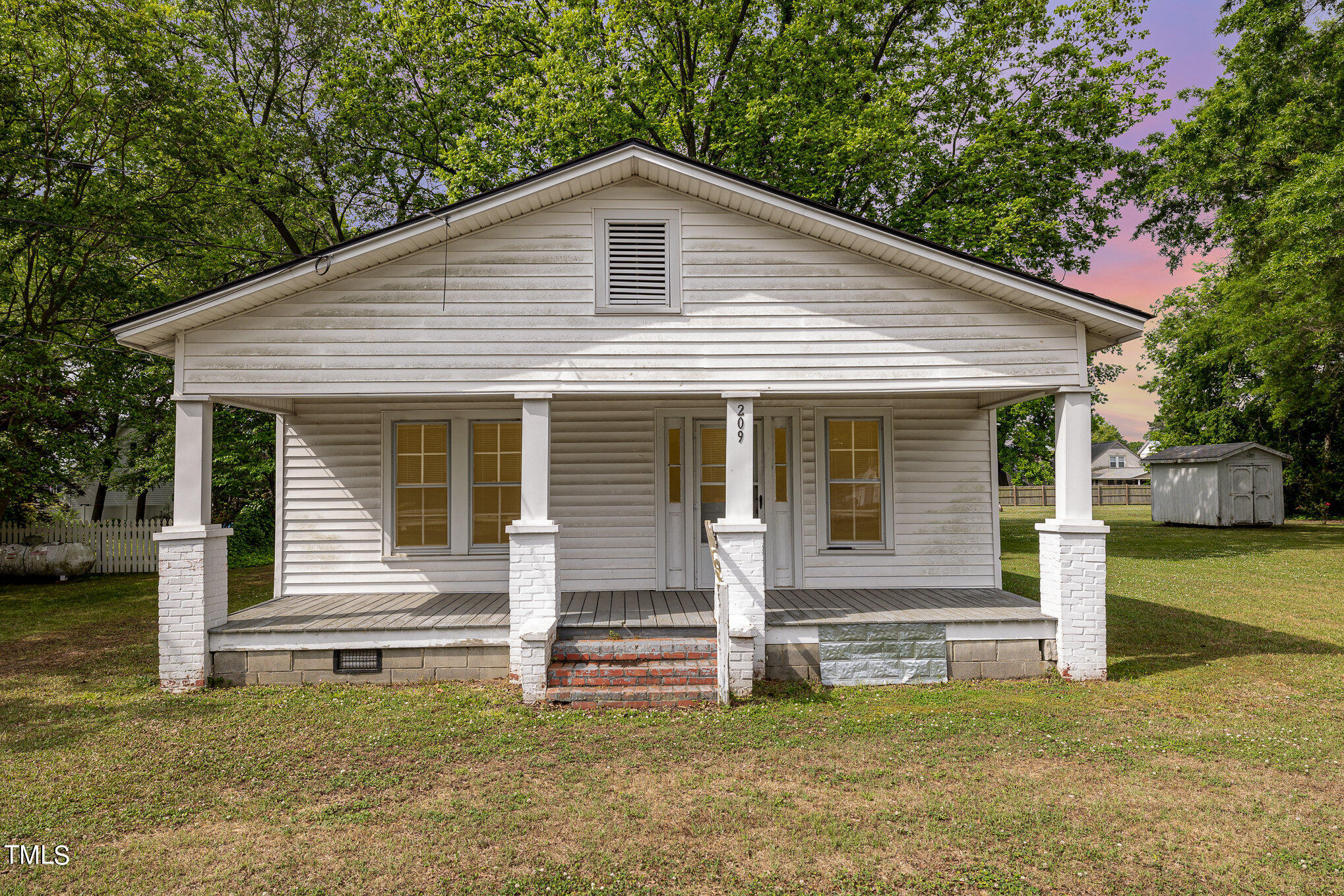 209 East Pine Street Pine Level, NC 27568 - Photo 26 of 26 001_img_0376-edit-2