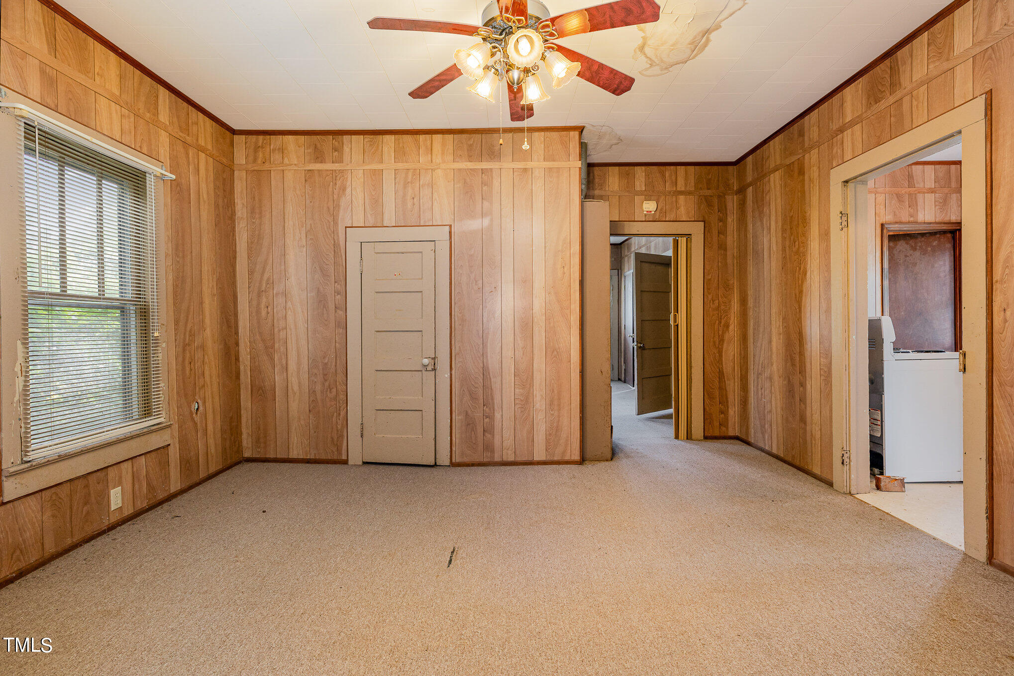 209 East Pine Street Pine Level, NC 27568 - Photo 3 of 26 021_img_0429-edit