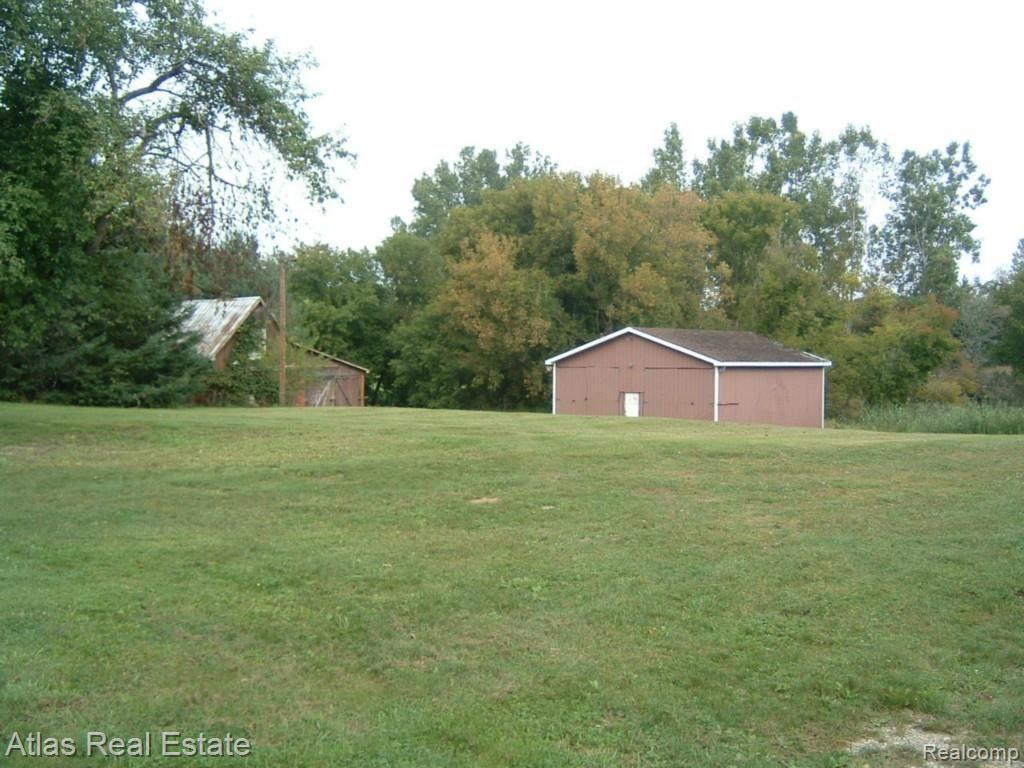 5848 Brigham Road Goodrich, MI 48438 - Photo 5 of 18 back yard.jpg