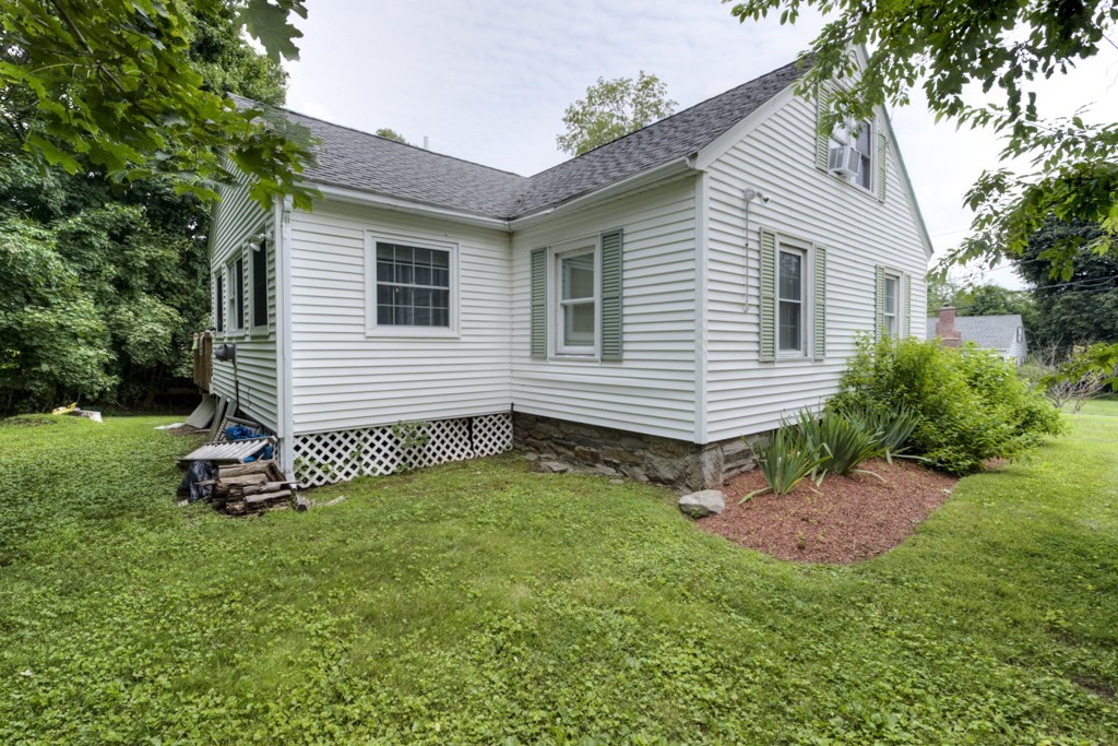 2 Maxdale Road Worcester, MA 01602 - Photo 42 of 42 a front view of a house with a yard
