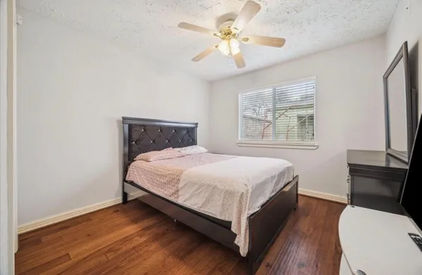 $2,200 | 16147 New Field Drive, Houston, TX 77082