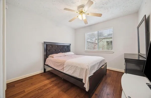 $2,350 | 16147 New Field Drive, Houston, TX 77082