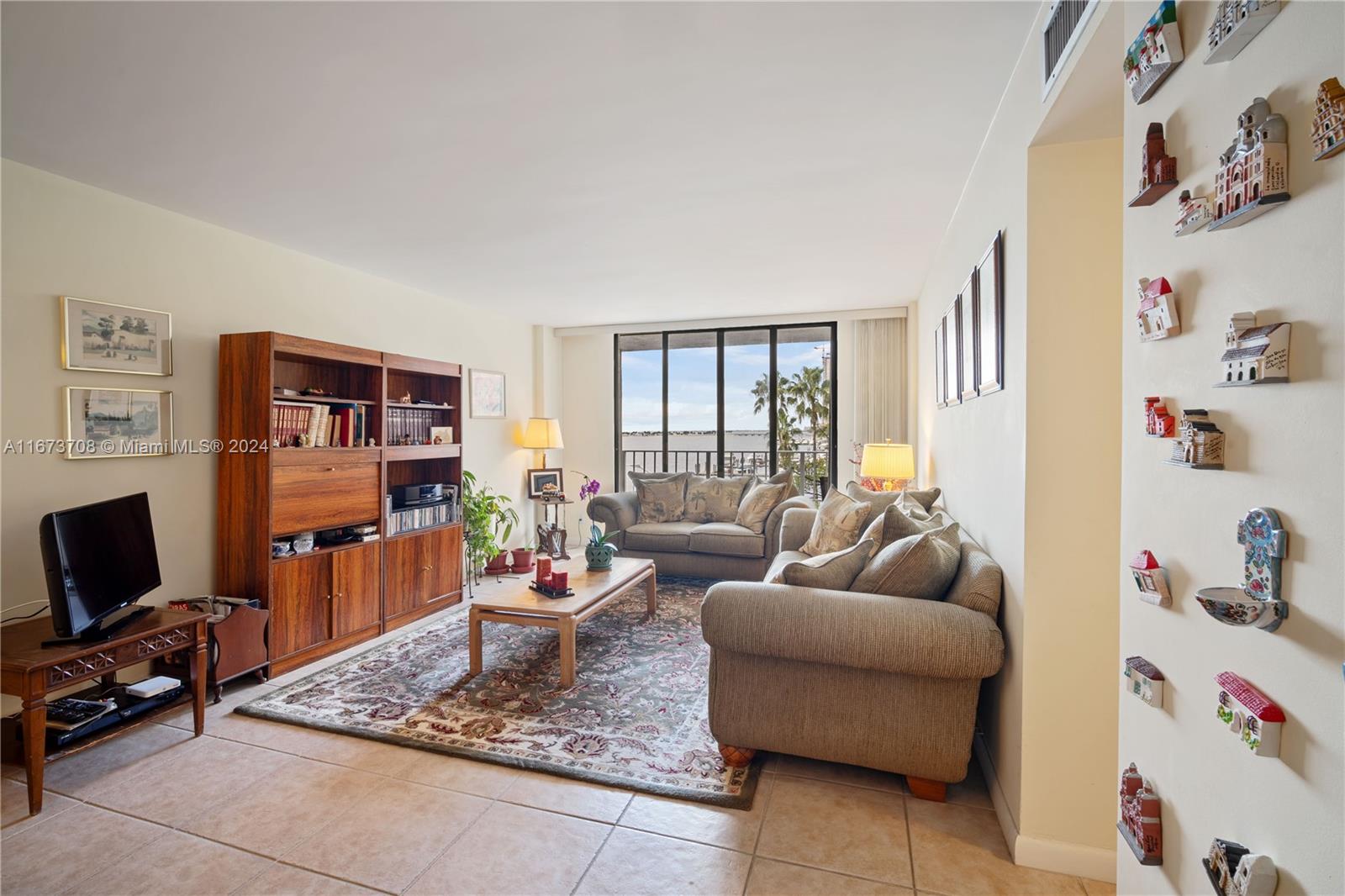 200 Southeast 15th Road, Unit 5K Miami, FL 33129 - Photo 6 of 29 Gallery Image 6