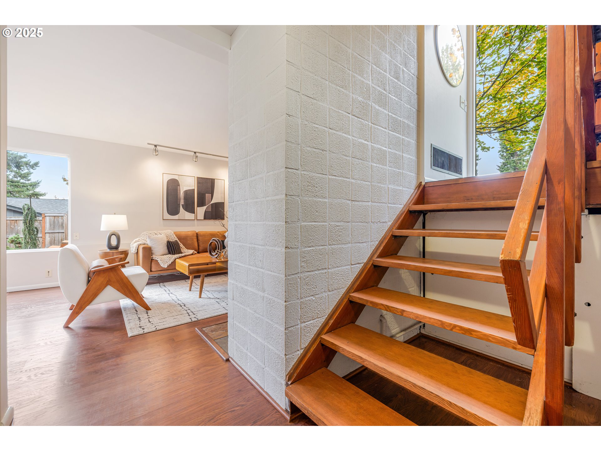 6326 Southwest Alfred Street Portland, OR 97219 - Photo 20 of 47 Gallery Image 20