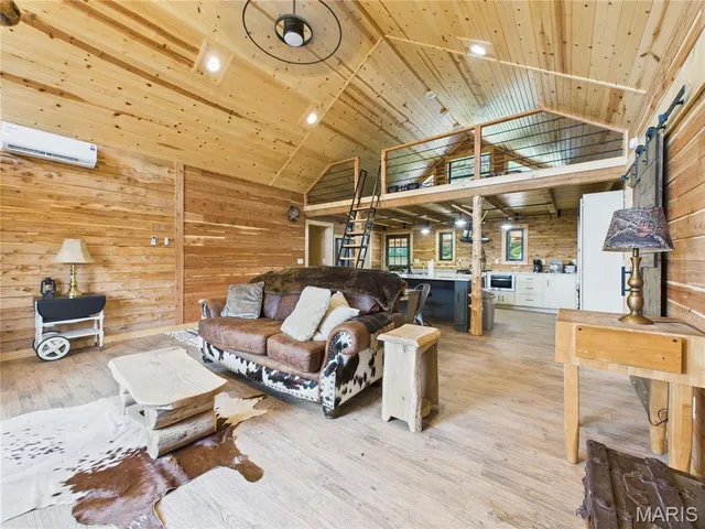 $425,000 | 970 Ripley 142 W-1, Doniphan, MO 63935