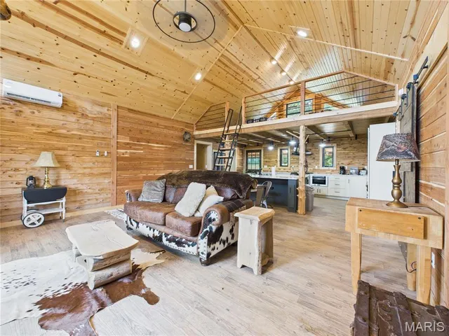 $425,000 | 970 Ripley 142 W-1, Doniphan, MO 63935