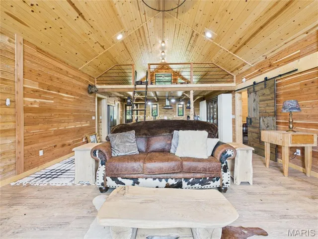 $425,000 | 970 Ripley 142 W-1, Doniphan, MO 63935