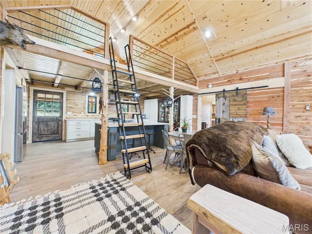 $425,000 | 970 Ripley 142 W-1, Doniphan, MO 63935