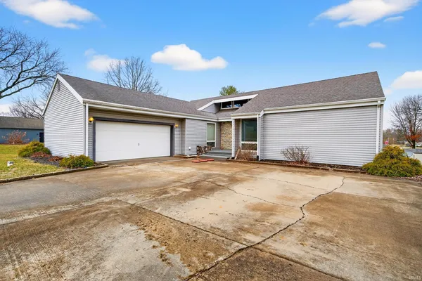 $359,000 | 4618 North Shady Lane, Logansport, IN 46947
