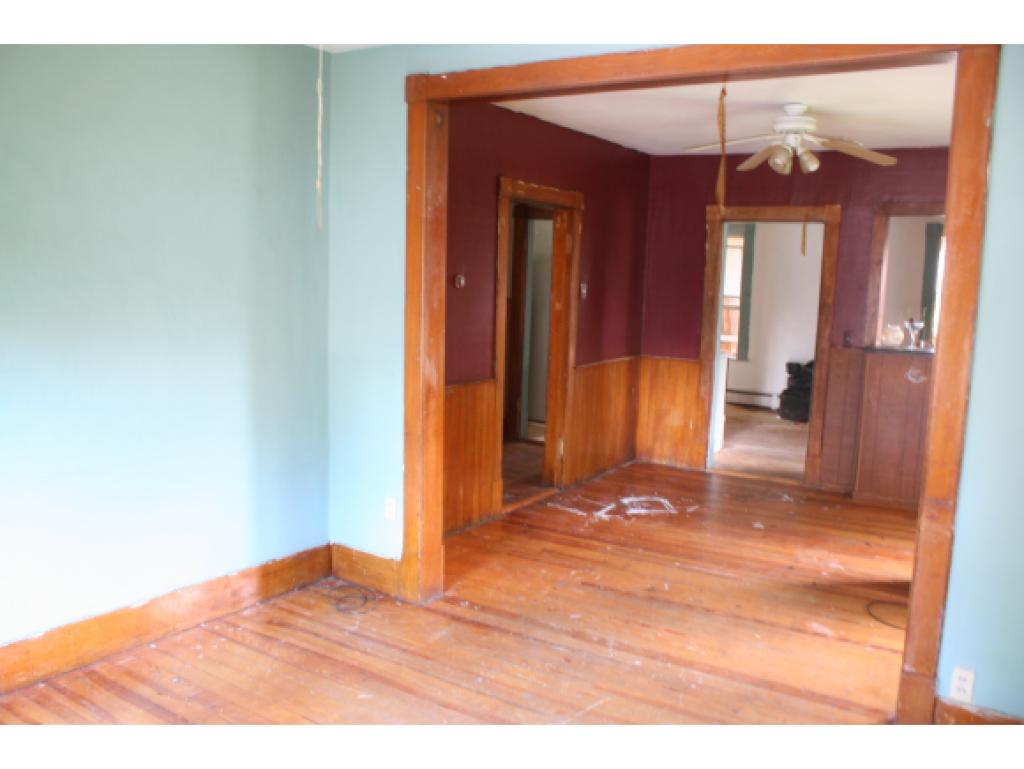 89 Cross Street Newport, VT 05855 - Photo 3 of 7 Gallery Image 3