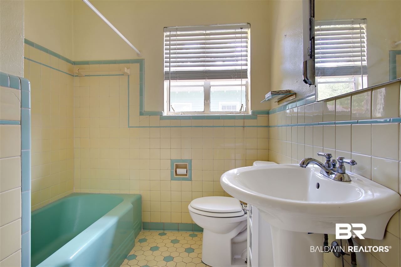 1159 Selma Street Mobile, AL 36604 - Photo 18 of 24