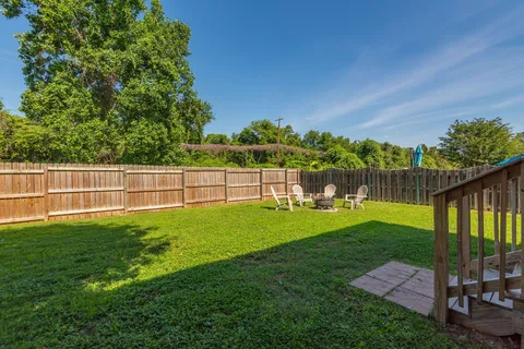 $424,900 | 705 Sweetwater Circle, Hermitage, TN 37076