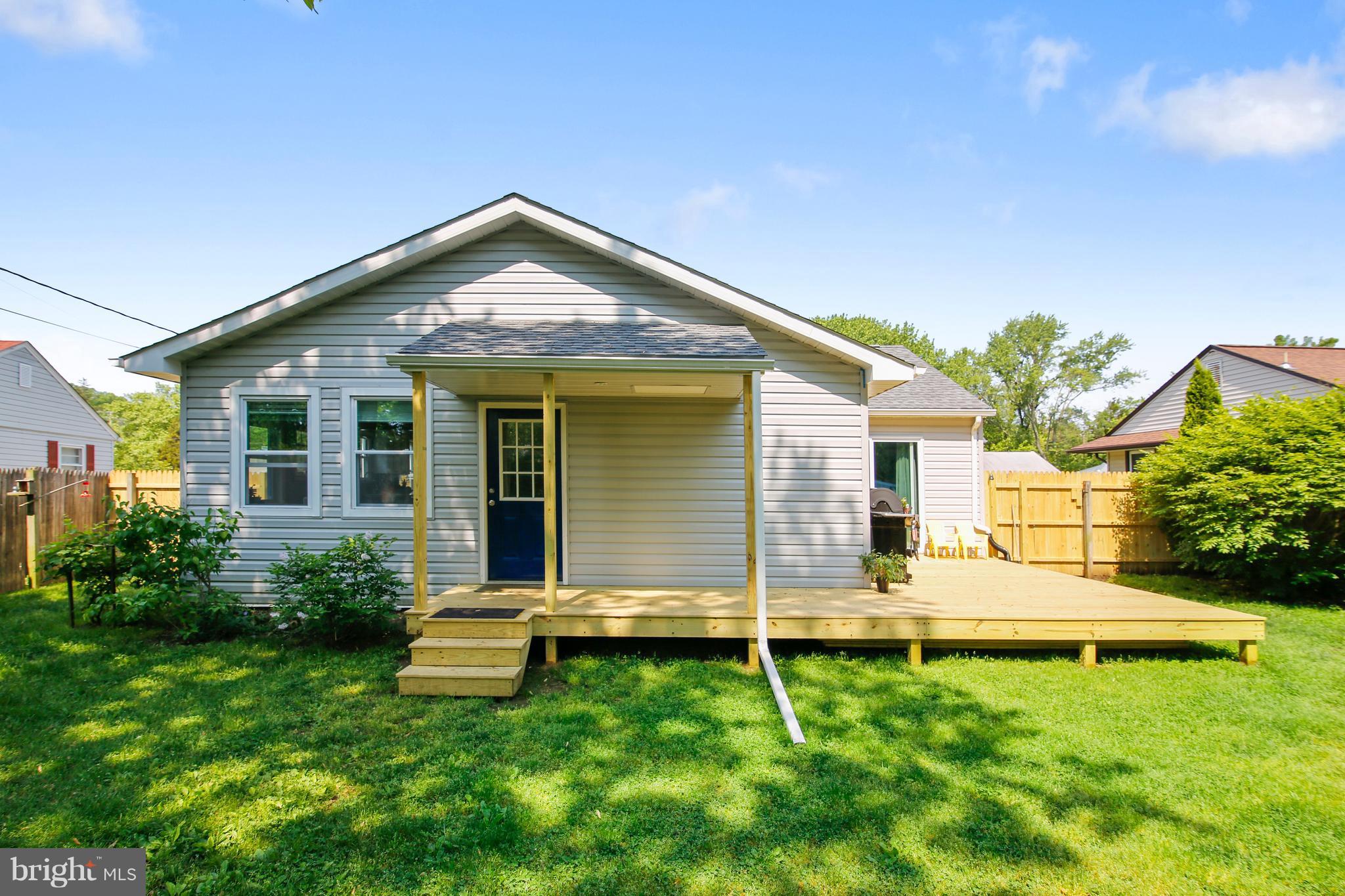 6 Alder Road Annapolis, MD 21403 - Photo 23 of 30 Look at this Cute Porch!