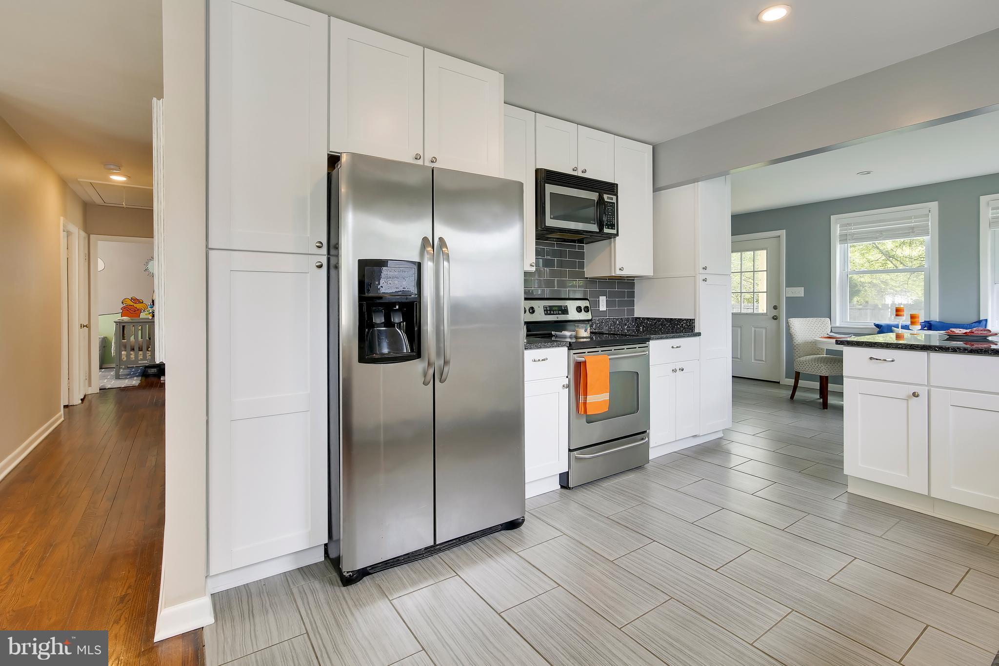 6 Alder Road Annapolis, MD 21403 - Photo 5 of 30 Kitchen