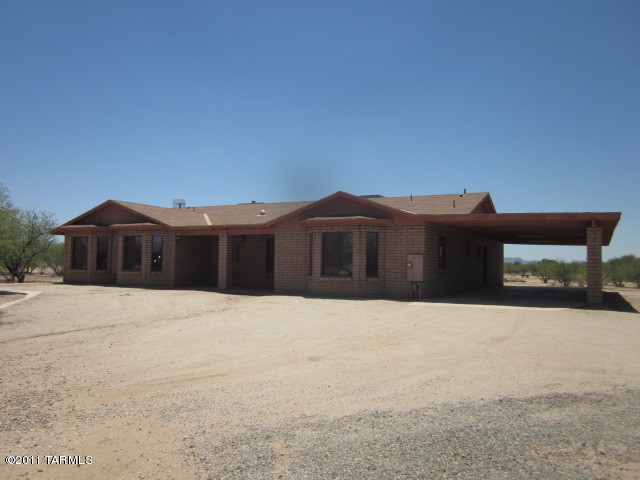 11575 West Kushmaul Road Tucson, AZ 85735 - Photo 1 of 16 Gallery Image 1