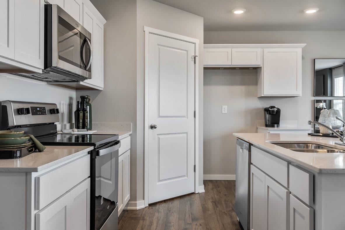 3155 Scanlon Farms Road Coralville, IA 52241 - Photo 13 of 25 Gallery Image 13