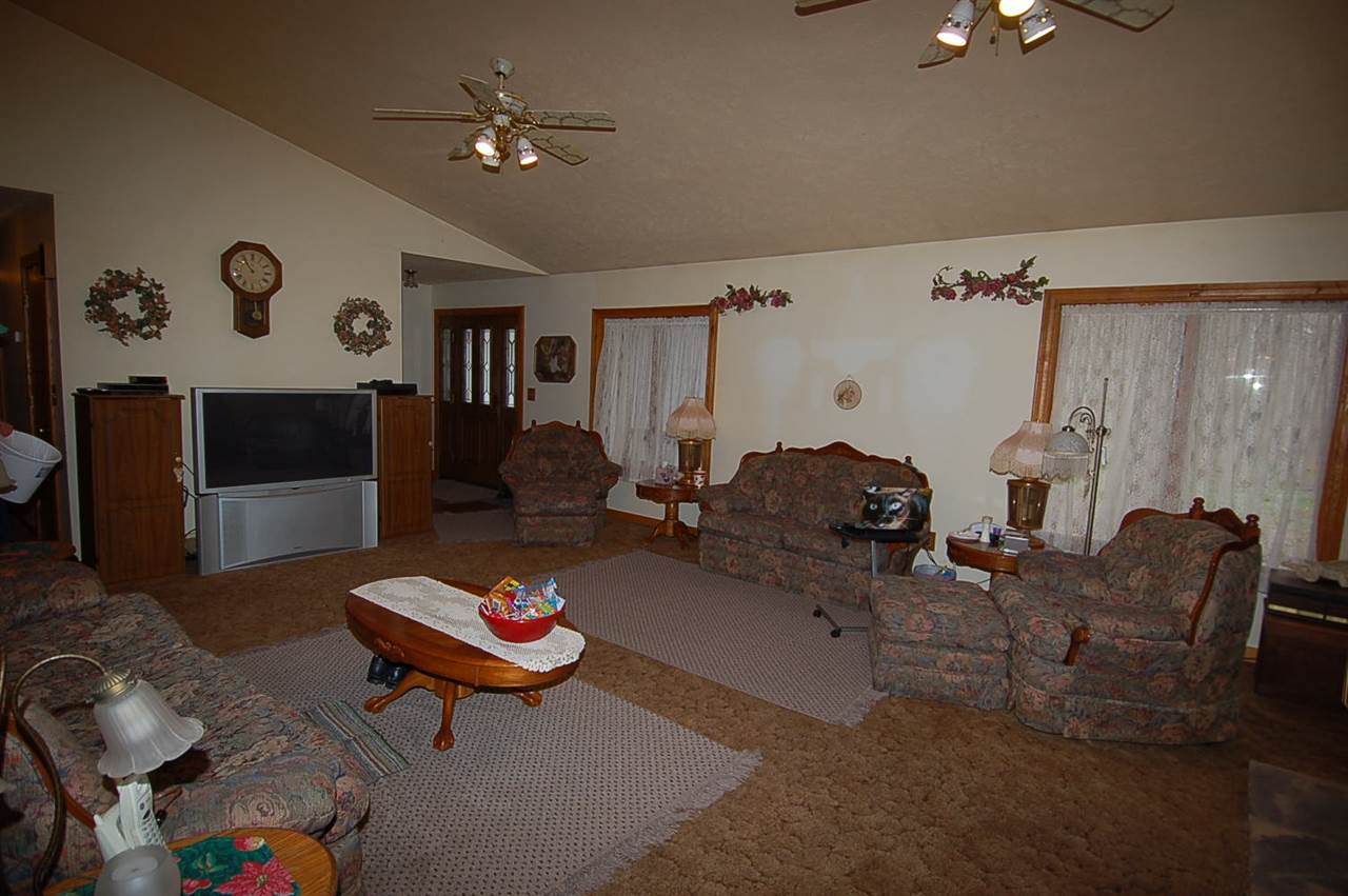 23808 Valencourt Road Copemish, MI 49625 - Photo 18 of 43 1816051-17.JPG