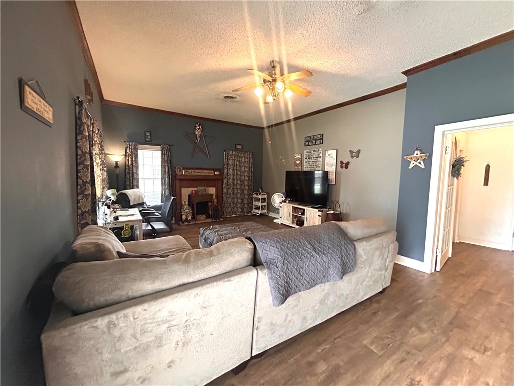 303 Brock Avenue Honea Path, SC 29654 - Photo 2 of 21