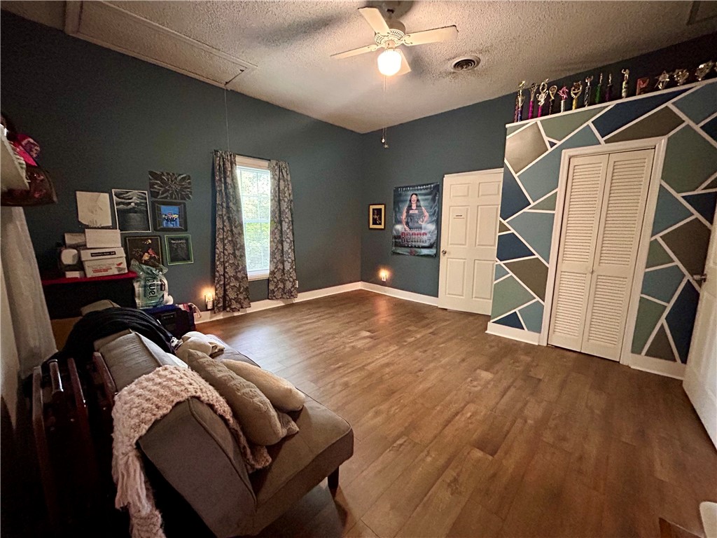 303 Brock Avenue Honea Path, SC 29654 - Photo 4 of 21