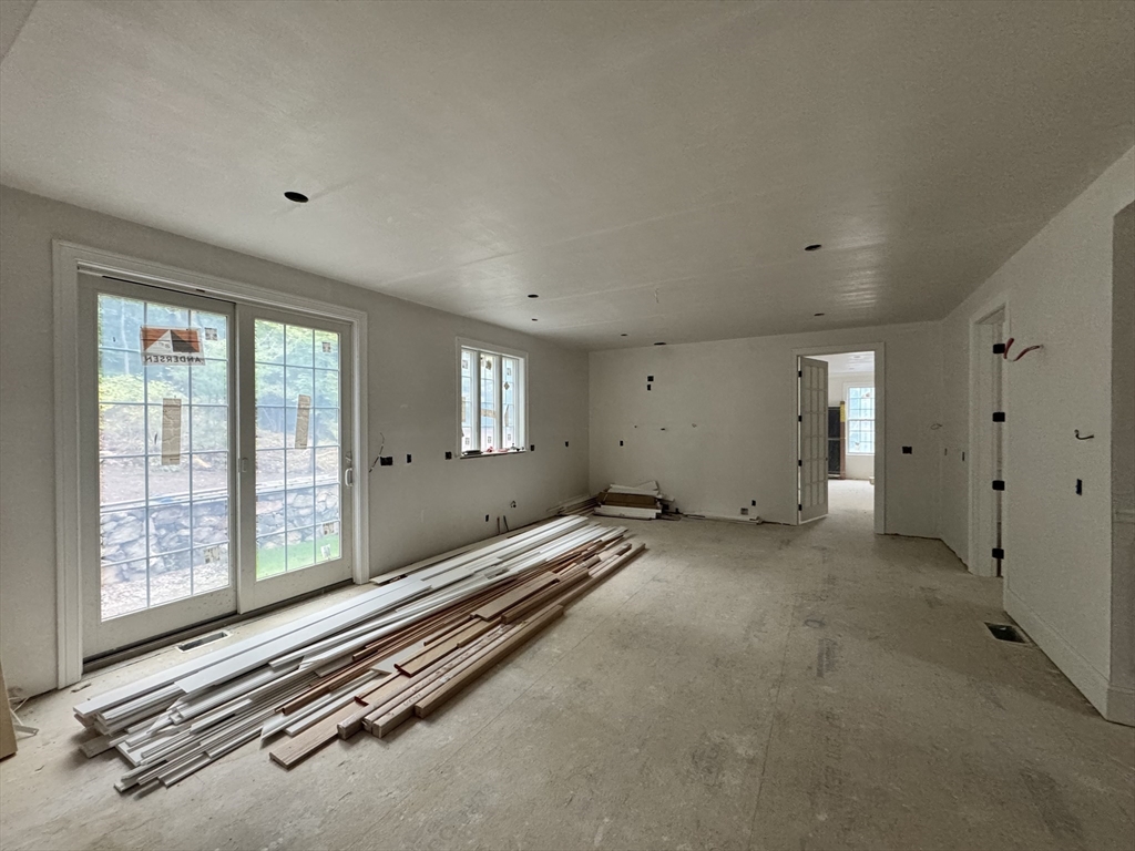 20 Shuttleworth Dedham, MA 02026 - Photo 4 of 36