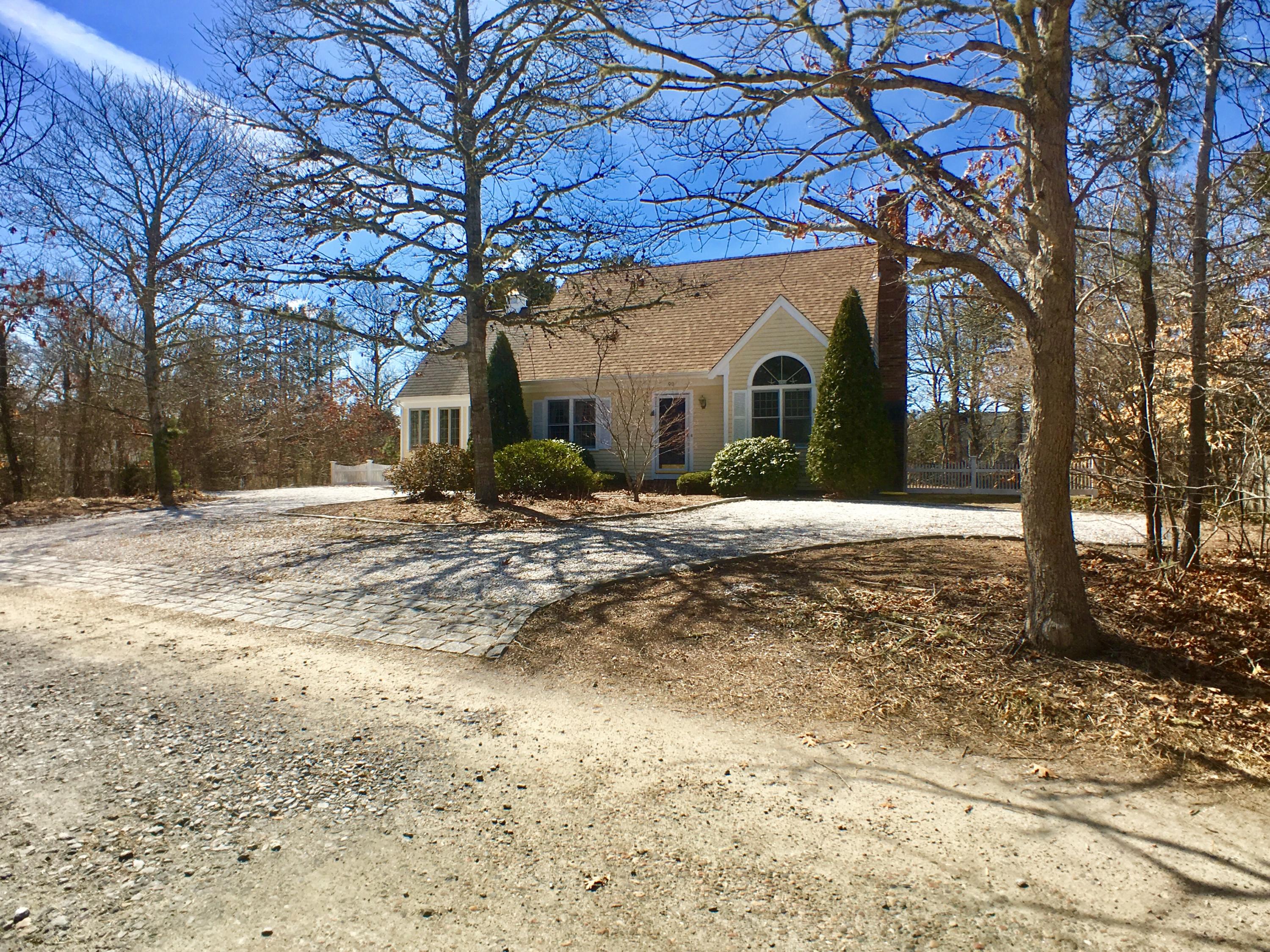 90 Howes Road Brewster, MA 02631 - Photo 4 of 36 o