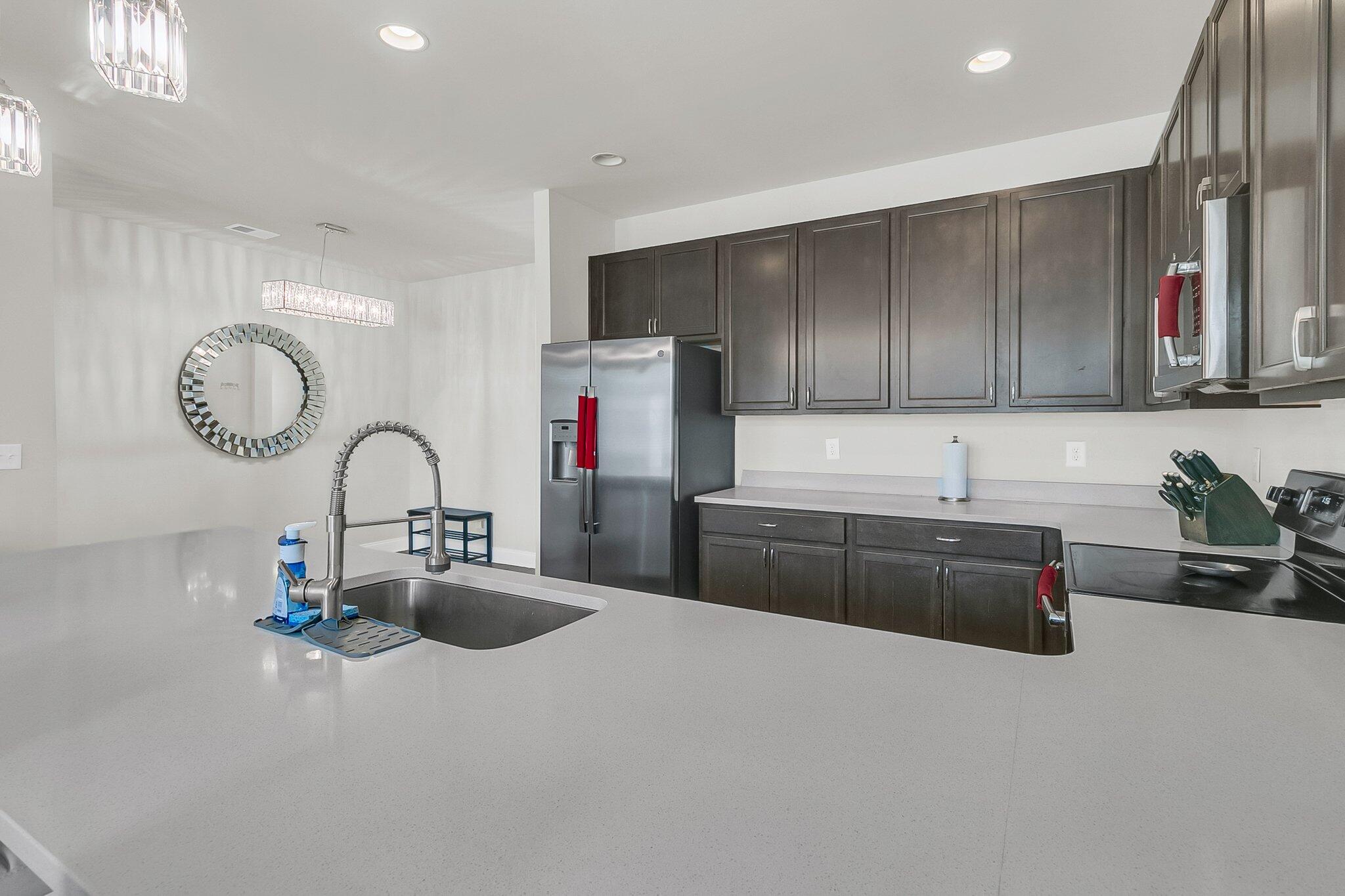 7833 Montview Road North Charleston, SC 29418 - Photo 8 of 40 CREM - 7833 Montview Rd-25