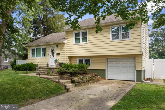 $3,075 | 7 Tinker Drive, Mount Holly, NJ 08060