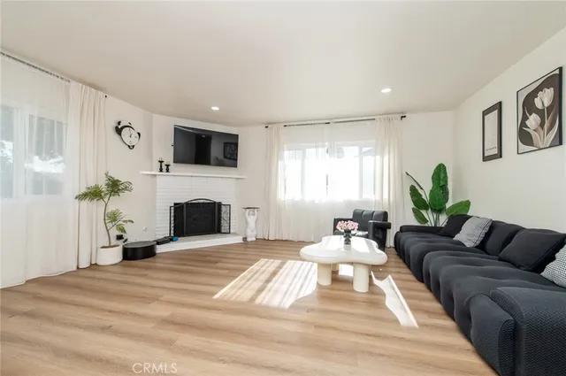 $799,000 | 266 South Van Ness Avenue, Upland, CA 91786