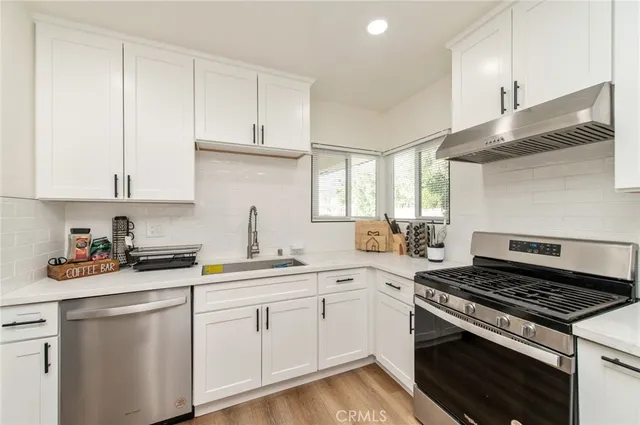 $799,000 | 266 South Van Ness Avenue, Upland, CA 91786