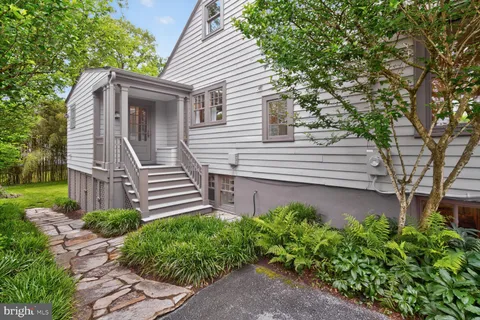 $1,095,000 | 3926 Prospect Street, Kensington, MD 20895