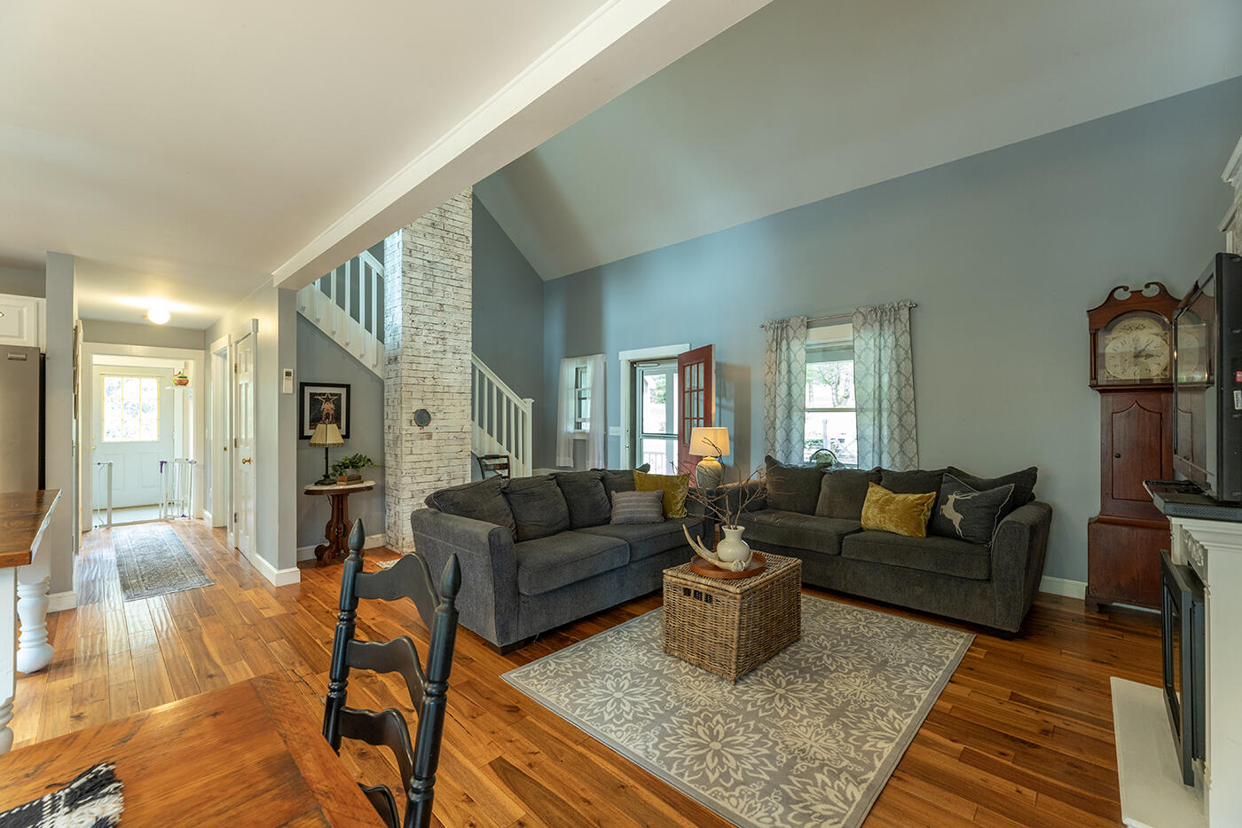 613 Appleton Road Union, ME 04862 - Photo 6 of 48 Living Room