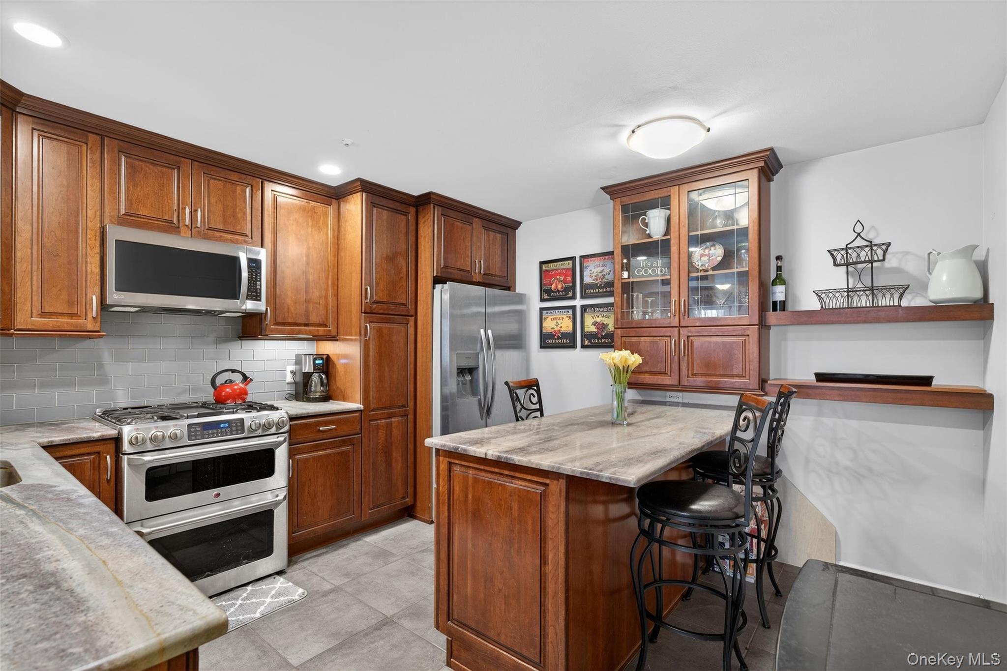 19 Olde Wagon Road Warwick, NY 10990 - Photo 14 of 27