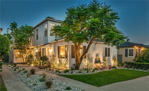 $2,075,000 | 1210 South Cochran Avenue, Los Angeles, CA 90019