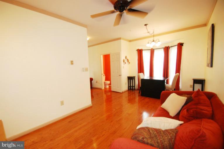 306 Assembly Point Court Odenton, MD 21113 - Photo 13 of 30 Living Room