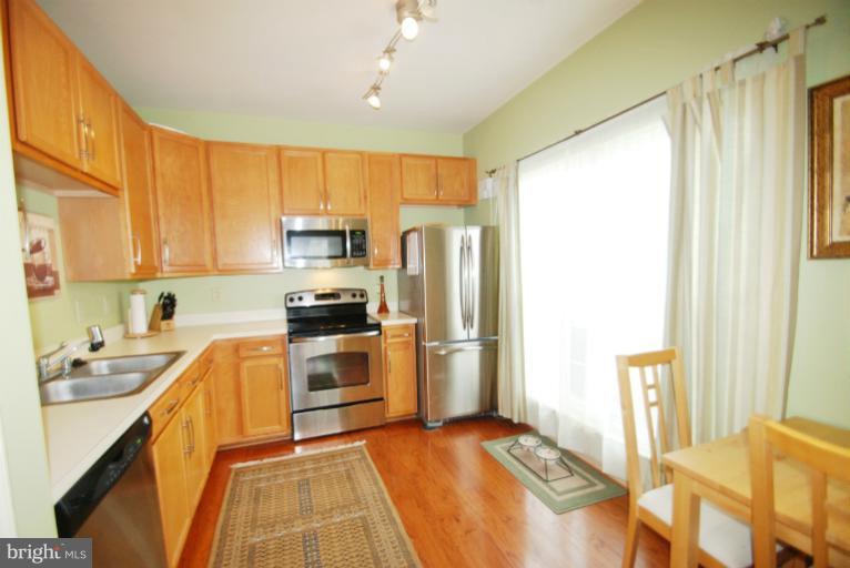 306 Assembly Point Court Odenton, MD 21113 - Photo 14 of 30 Kitchen