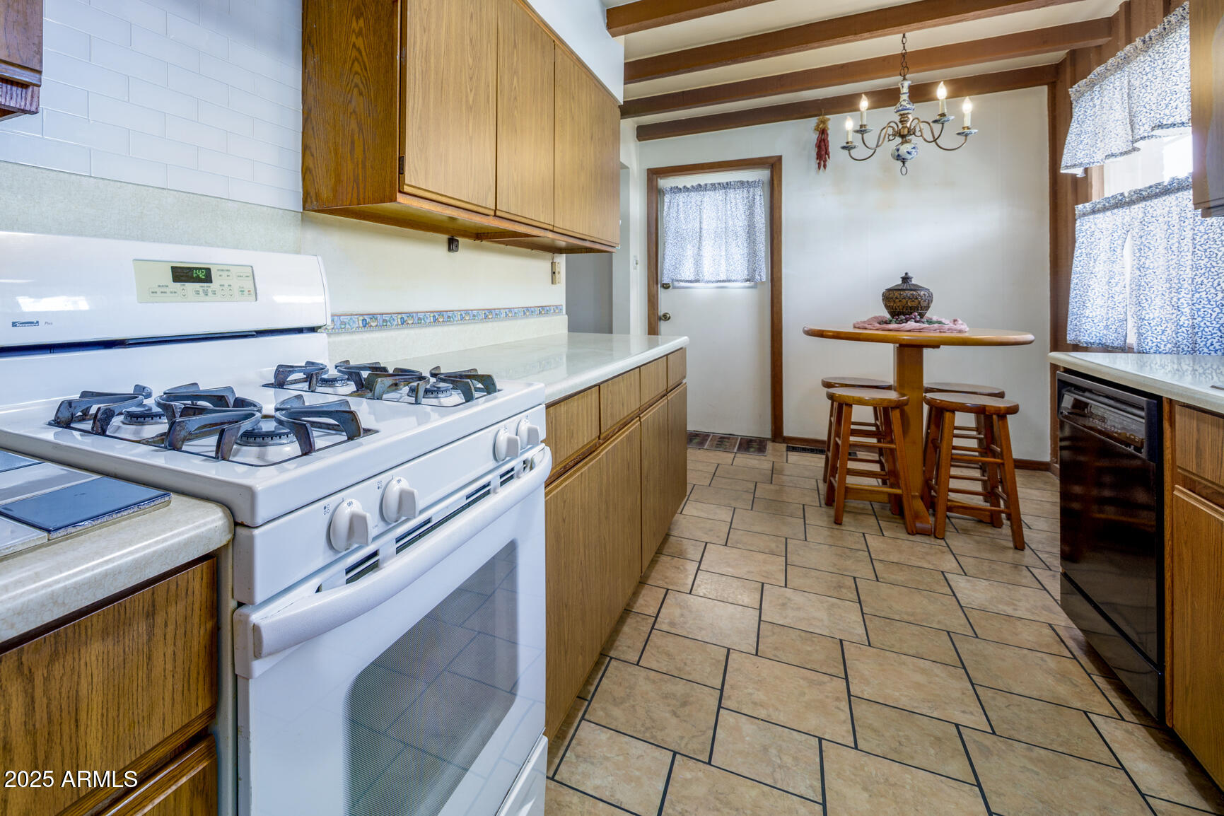 1809 West State Avenue Phoenix, AZ 85021 - Photo 6 of 22 Kitchen