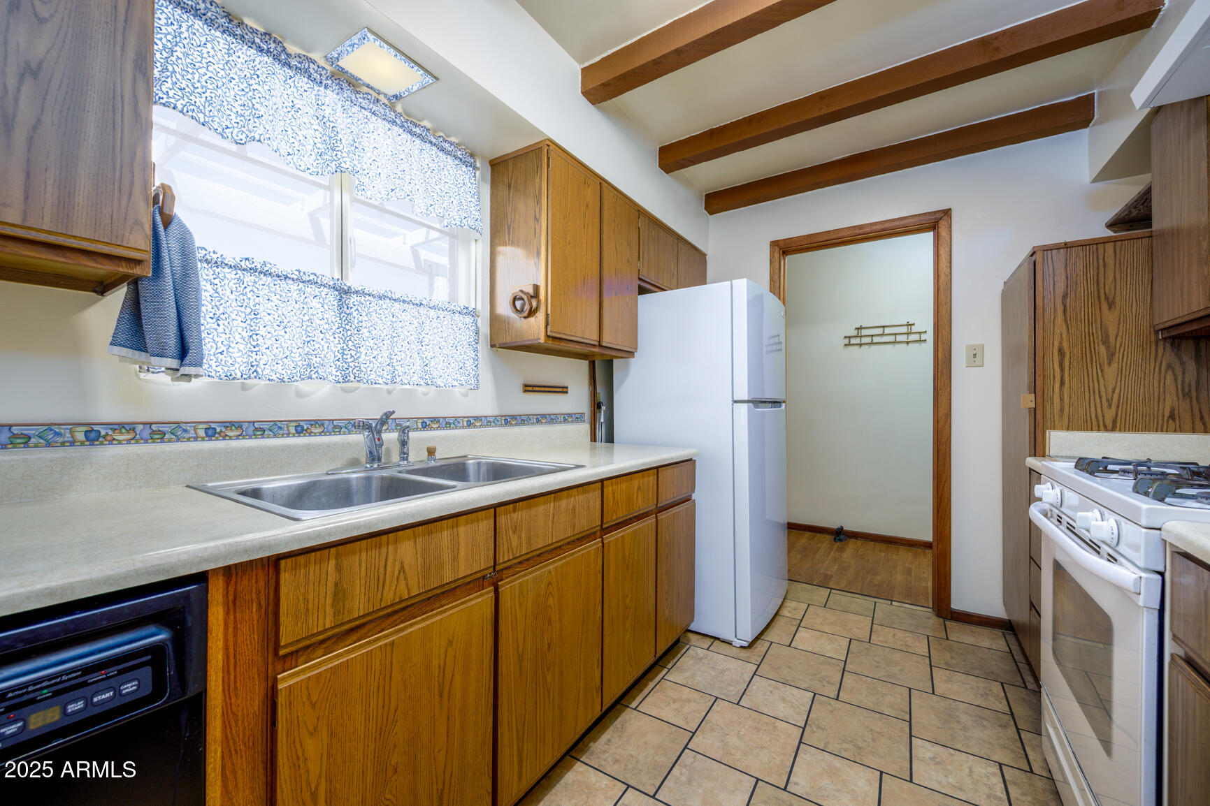 1809 West State Avenue Phoenix, AZ 85021 - Photo 8 of 22 Kitchen