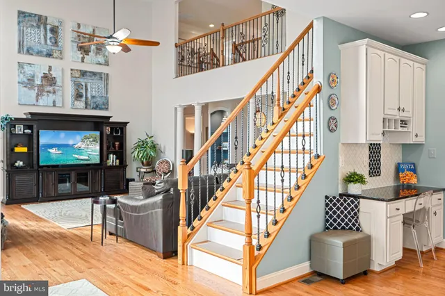 $1,325,000 | 43423 Mountcastle Drive, Chantilly, VA 20152