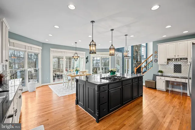 $1,325,000 | 43423 Mountcastle Drive, Chantilly, VA 20152