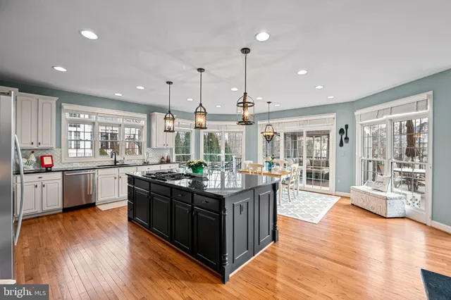$1,325,000 | 43423 Mountcastle Drive, Chantilly, VA 20152