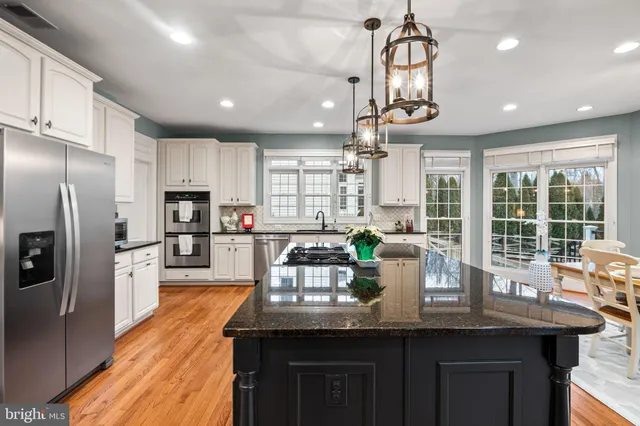 $1,325,000 | 43423 Mountcastle Drive, Chantilly, VA 20152