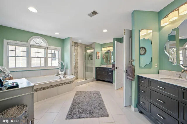 $1,325,000 | 43423 Mountcastle Drive, Chantilly, VA 20152